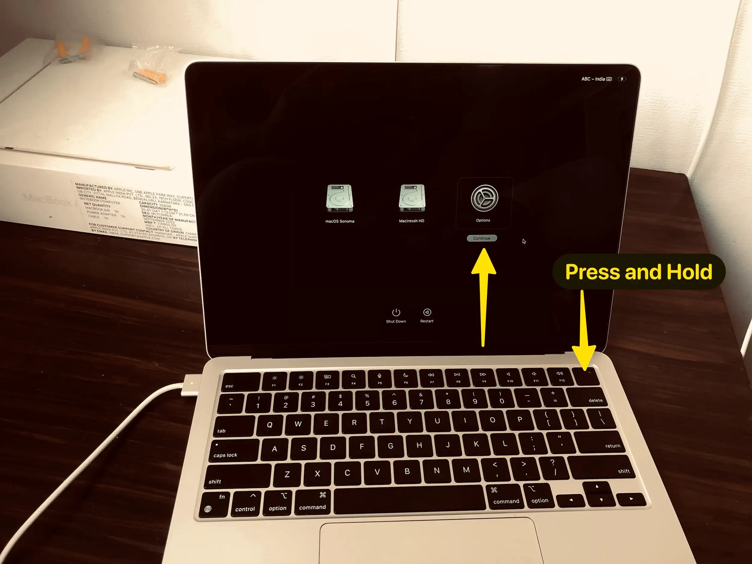 Enter your Mac in Recovery mode