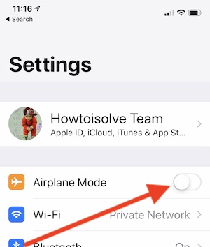 2 Turn on Airplane mode on iPhone XR