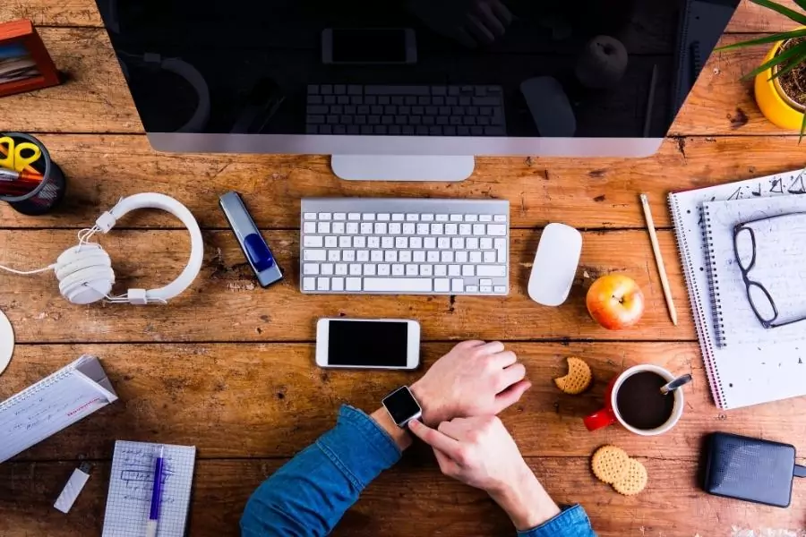 backbone-one-mobile-gaming-controller-or-gamepad-for-iphone-13-pro-max-1