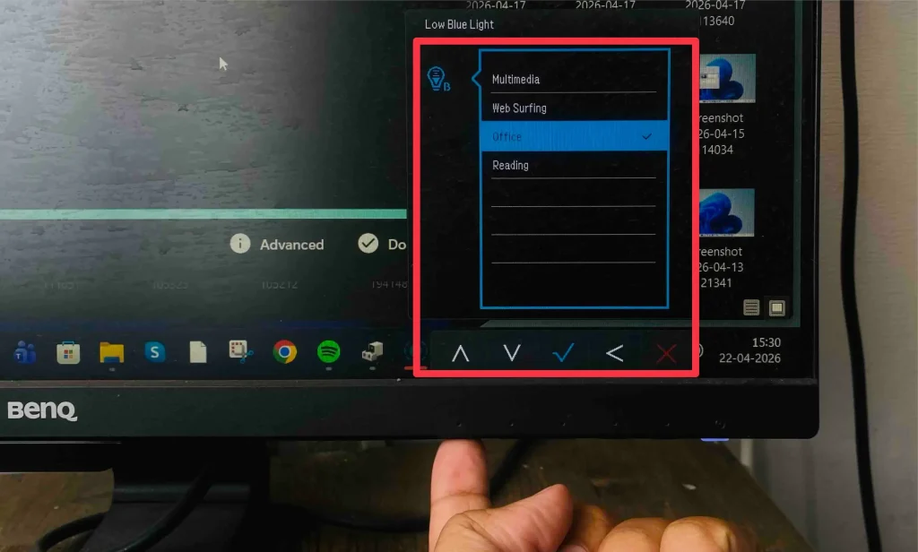 up or down arrow to change brightness settings in windows 11