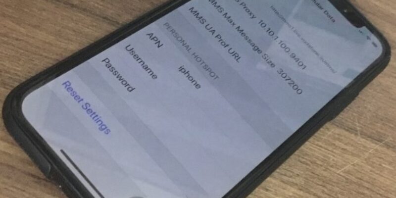 How to Reset APN Settings on iPhone 17, 16, 15 in (iOS 26)