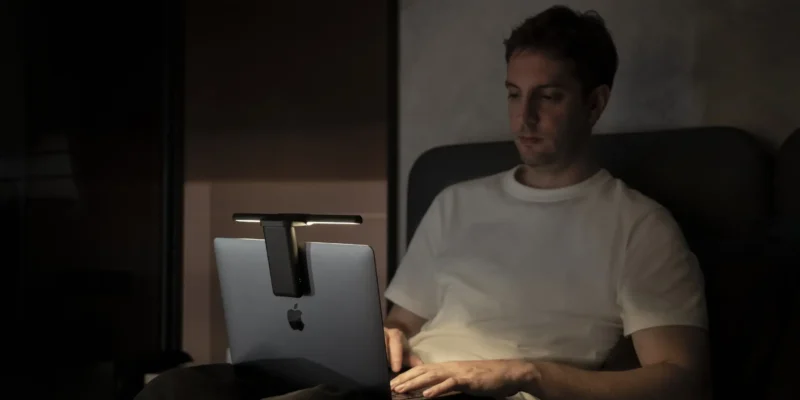 How to Reduce Transparency on MacBook Taheo