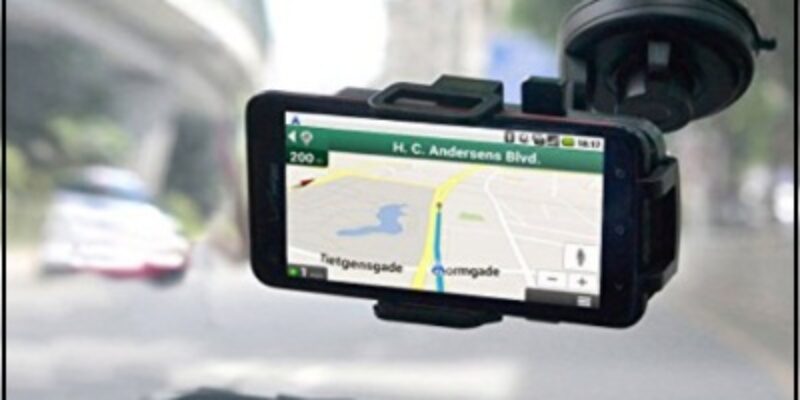 Best Car Chargers for iPhone 13, 13 Pro, and 13 Pro Max