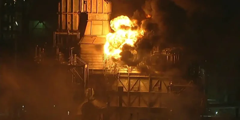 Massive Blaze Erupts at Chevron Refinery in El Segundo No Injuries, Investigation Underway