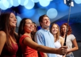 The Best Selfie Stick for iPhone 12: Selfie Poll