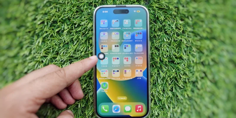 How to Turn off AssistiveTouch on iPhone 17, 16, 15