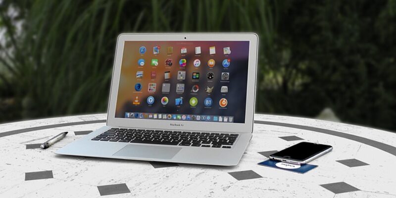 2026’s Best iMessage Alternatives for Mac and iOS